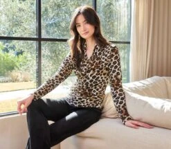 Long Sleeve Crossover Side-Shirred Top 19 Long Sleeve Crossover Side-Shirred Top -Karen Kane Store 3L37700 LEO karenkane 2025 Fall 00 2