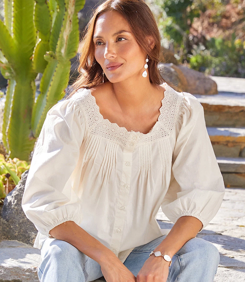 3/4 Sleeve Square Neck Button-Up Blouse 3 3/4 Sleeve Square Neck Button-Up Blouse