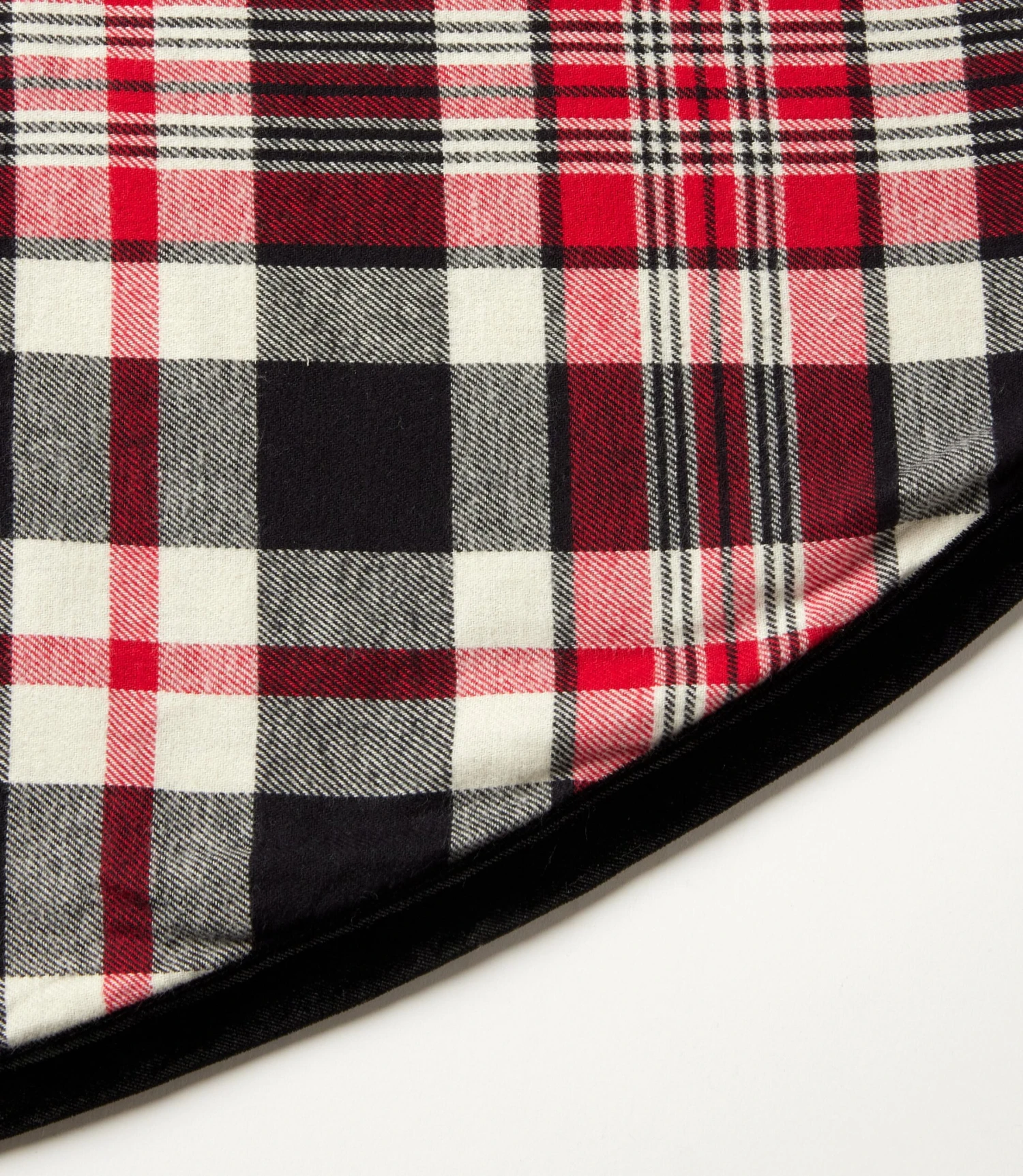 Reversible Plaid & Leopard Christmas Tree Skirt 10 Reversible Plaid & Leopard Christmas Tree Skirt - Image 8