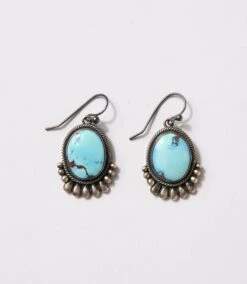 Golden Hill Turquoise Station Necklace Set 8 Golden Hill Turquoise Station Necklace Set -Karen Kane Store B4DB606A 0A99 4905 AE56 DDC0E5103081