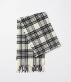 Merino Wool Fringed Plaid Scarf 12 Merino Wool Fringed Plaid Scarf -Karen Kane Store B4FF7921 D452 44D8 AE8D B8A54B1A2DE0