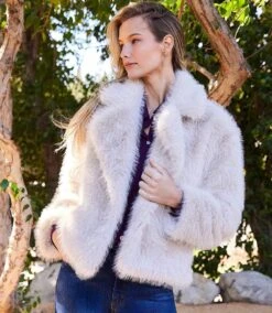 Cropped Faux Fur Jacket 22 Cropped Faux Fur Jacket -Karen Kane Store F4B8DD35 A453 4322 9753 1A8AC5B96352