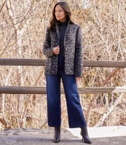 Wide Leg Cropped Jeans